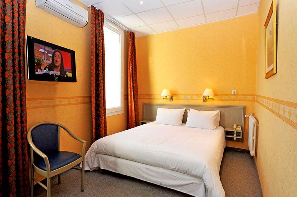 Cit'Hotel Le Louvre Orange الغرفة الصورة