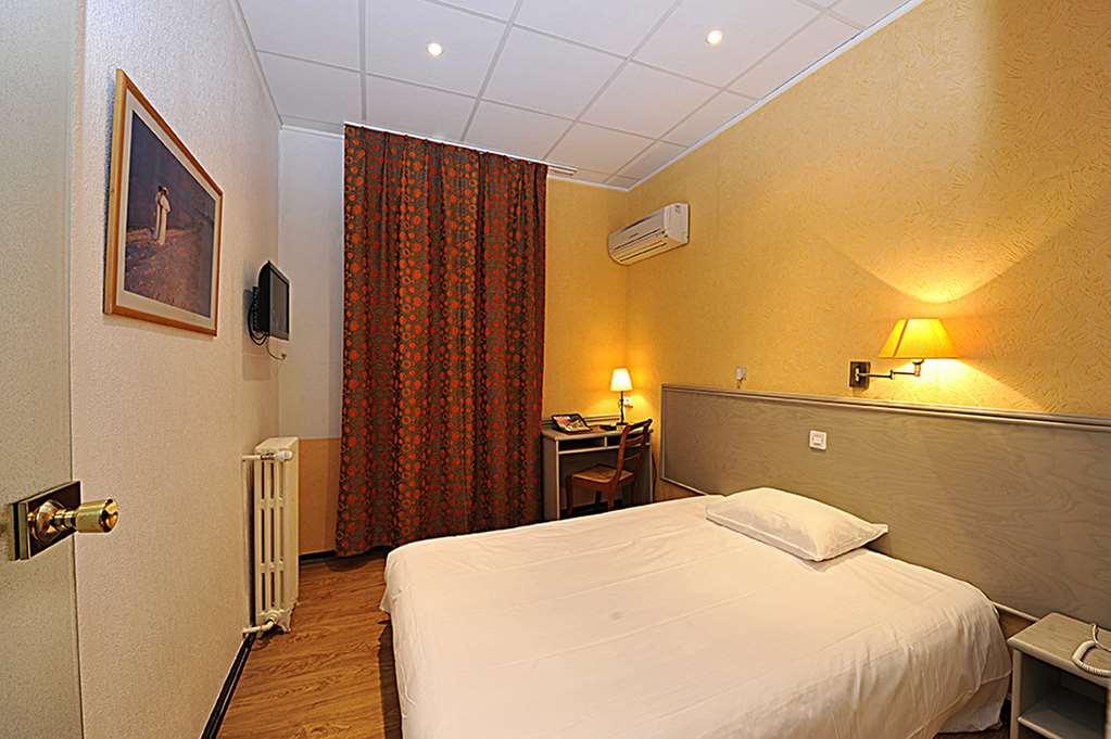 Cit'Hotel Le Louvre Orange الغرفة الصورة