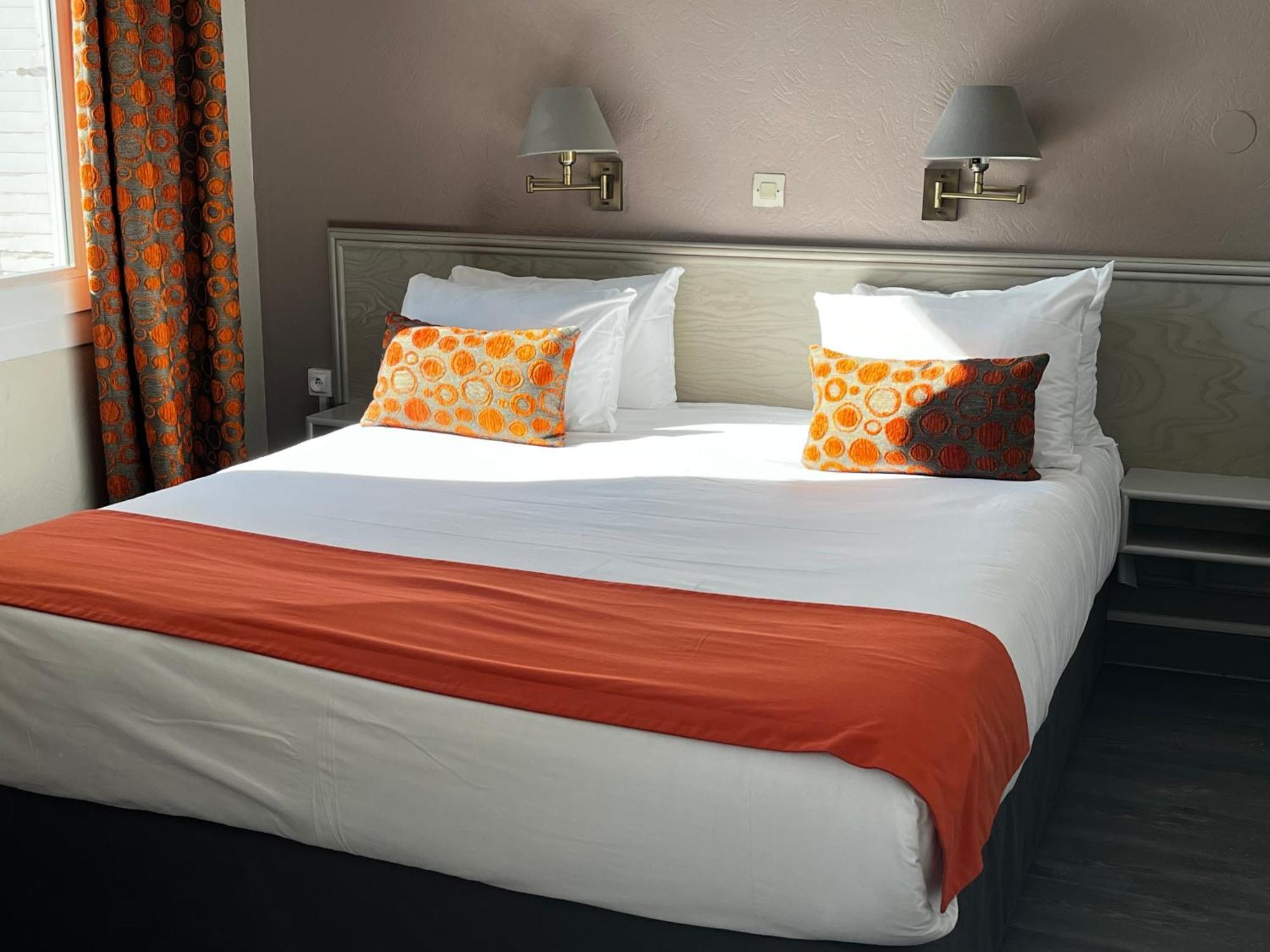 Cit'Hotel Le Louvre Orange المظهر الخارجي الصورة